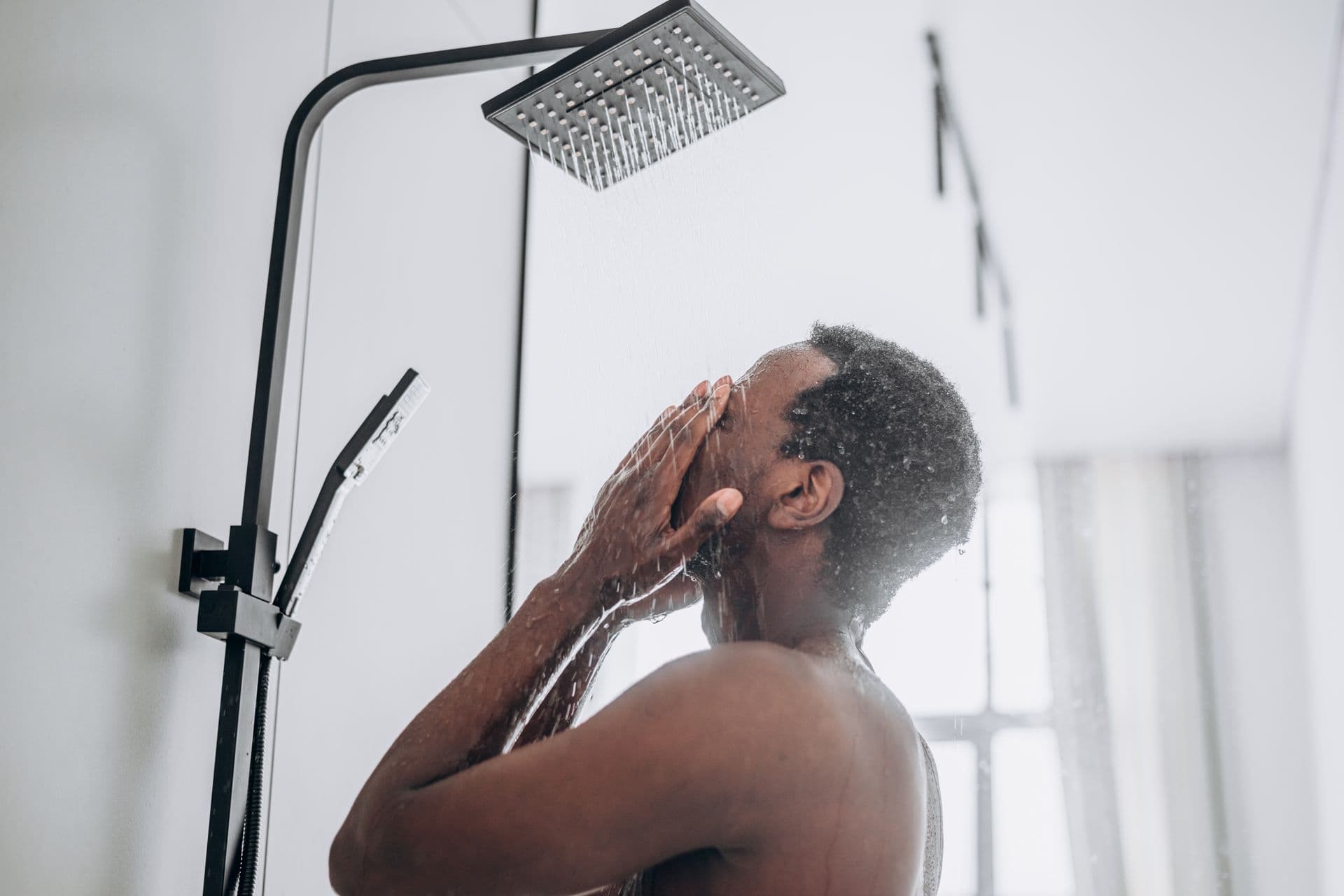 fewa-main-modern-shower.jpg